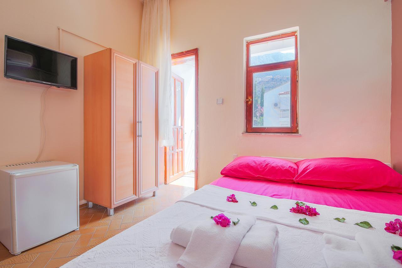 Saray Pansiyon Kaş Zewnętrze zdjęcie